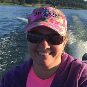 Meet your Posher, Lisa